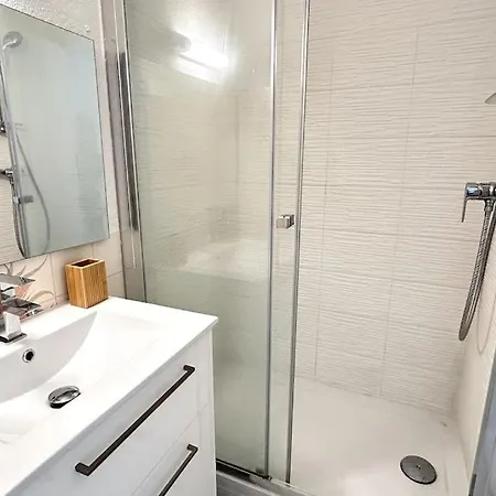 Apartment 050 - Le Grand Mottois Studio, 2pers - 100m *